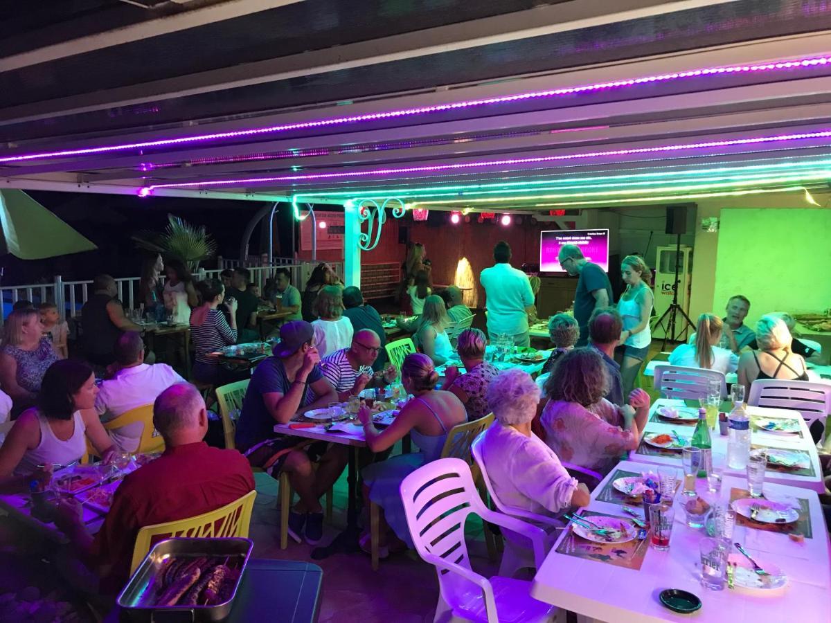 Camping La Paoute Grasse Bagian luar foto