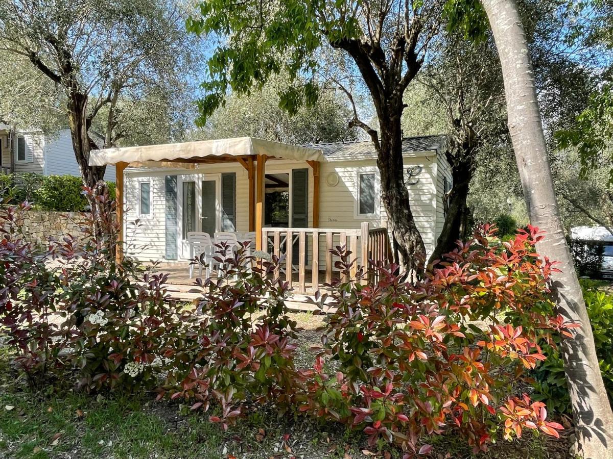 Camping La Paoute Grasse Bagian luar foto