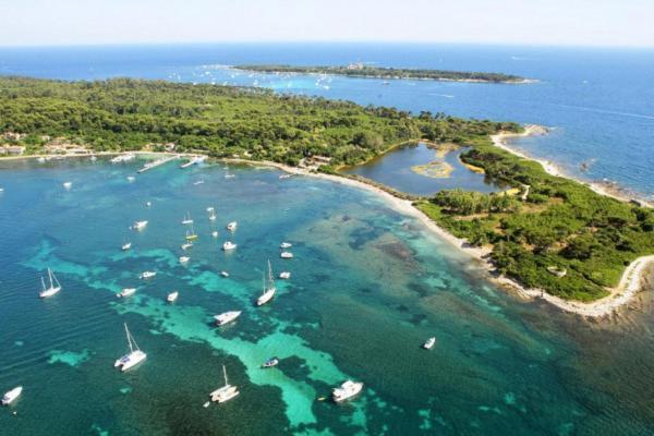 Camping La Paoute Grasse Bagian luar foto